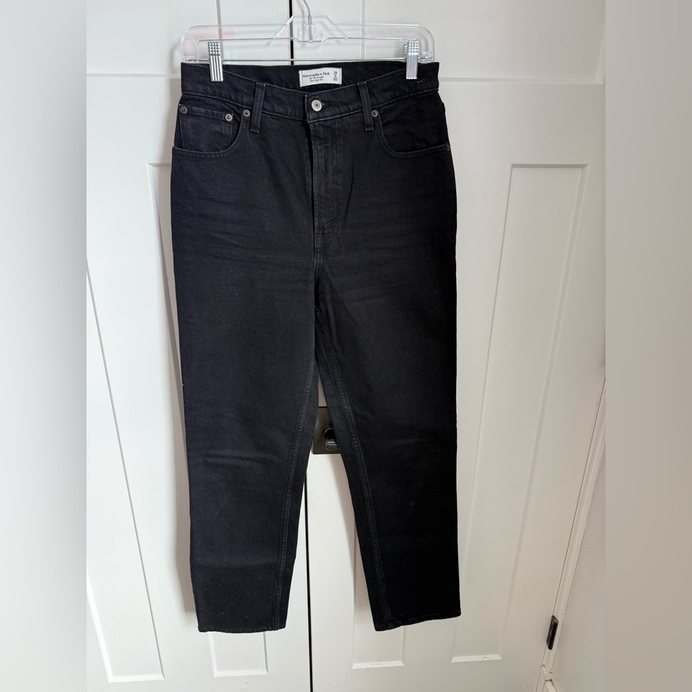 Abercrombie & Fitch Charcoal the 90’s Straight  Ultra High Rise Jeans size 6,28.